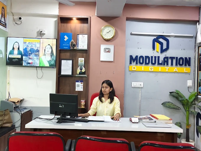 Classroom Defence Coaching in Laxmi Nagar Delhi